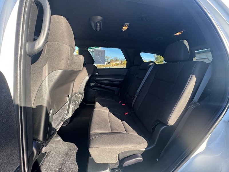 Dodge Durango Vehicle Full-screen Gallery Image 12