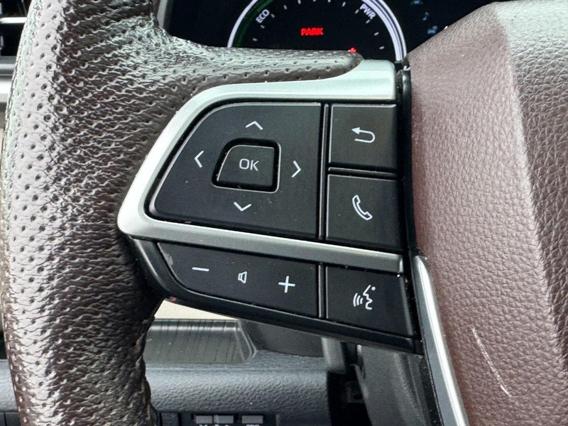 Toyota Sienna Vehicle Image 20