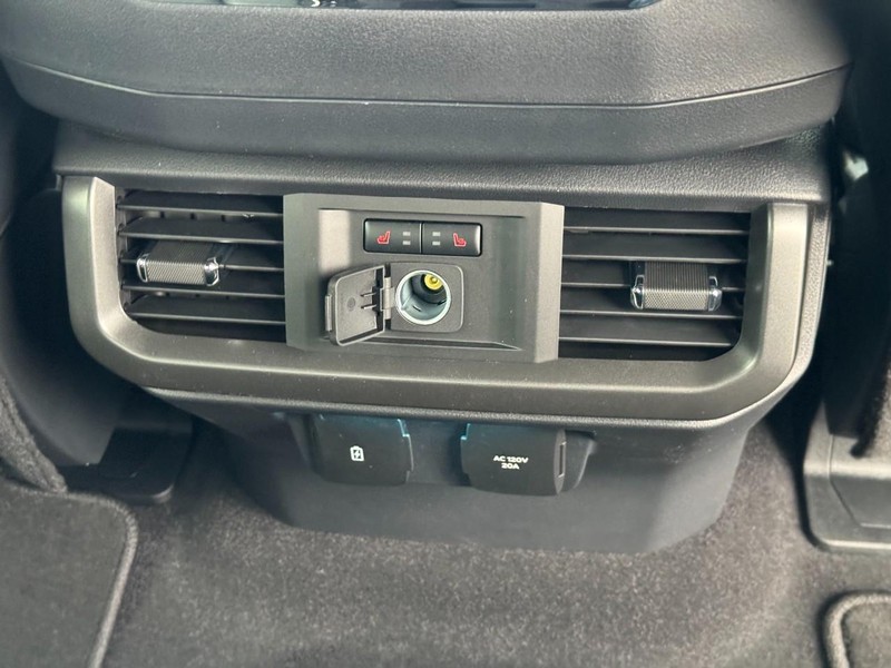 Ford F-150 Vehicle Image 11