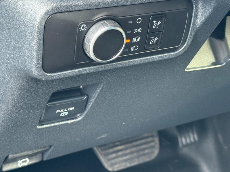 Ford Bronco Vehicle Image 12