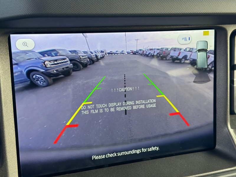 Ford Bronco Vehicle Image 16