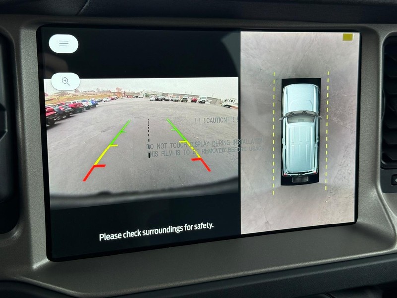 Ford Bronco Vehicle Image 14