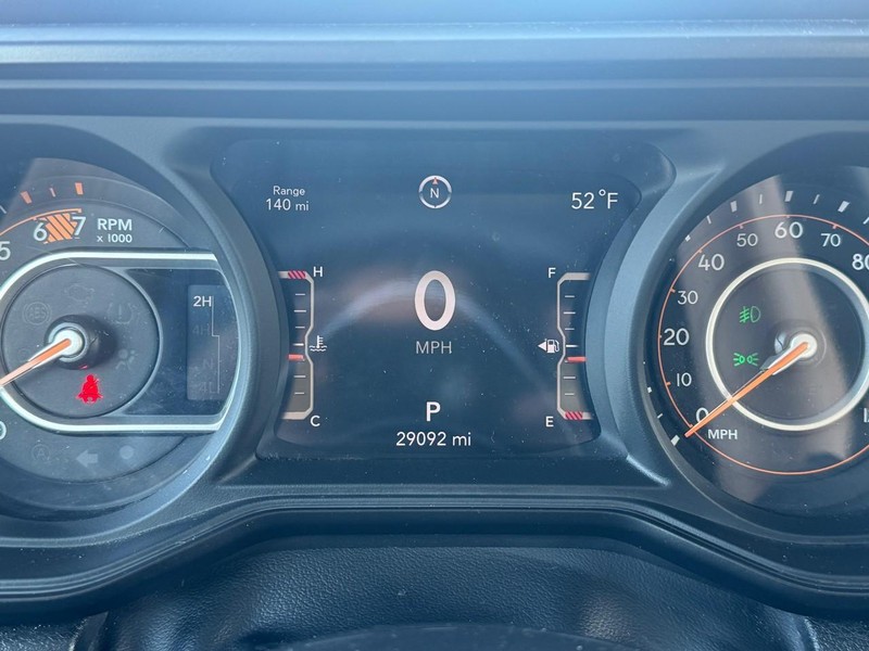 Jeep Wrangler Vehicle Image 15