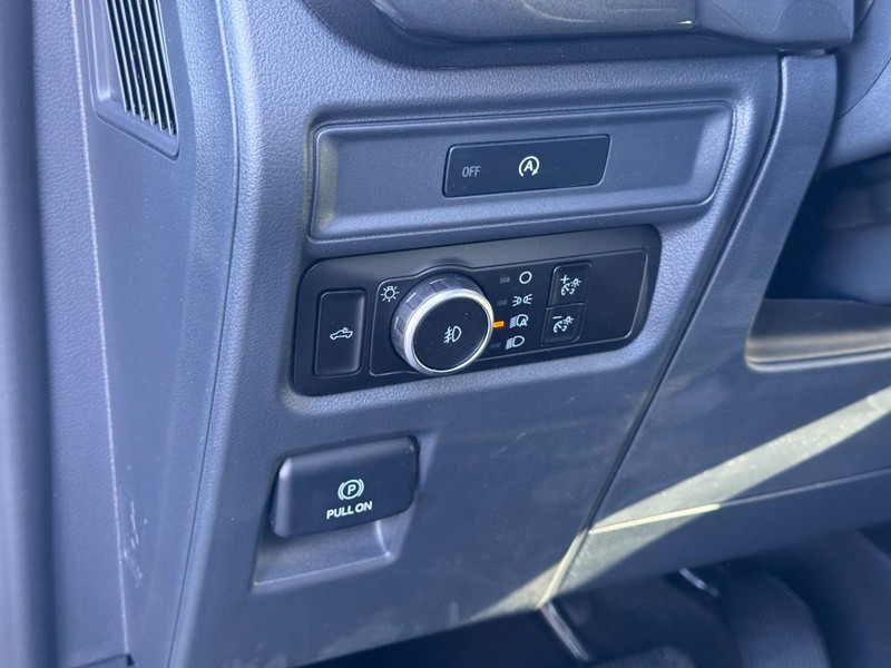 Ford F-150 Vehicle Image 12