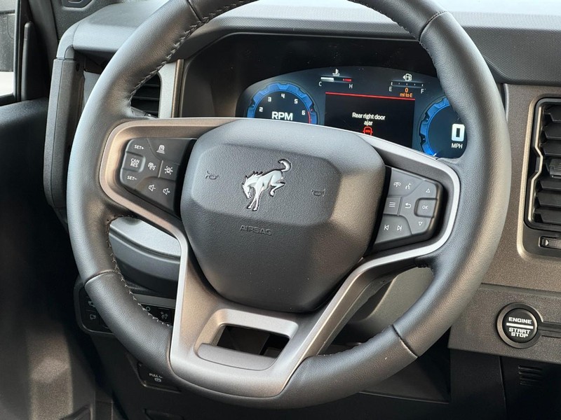 Ford Bronco Vehicle Image 07