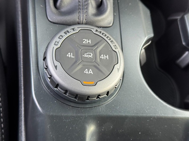 Ford Bronco Vehicle Image 17