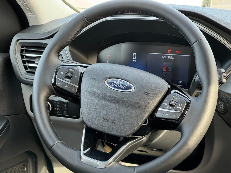 Ford Escape Vehicle Image 07