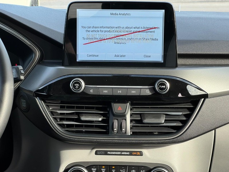 Ford Escape Vehicle Image 08