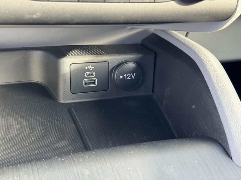 Ford Escape Vehicle Image 14