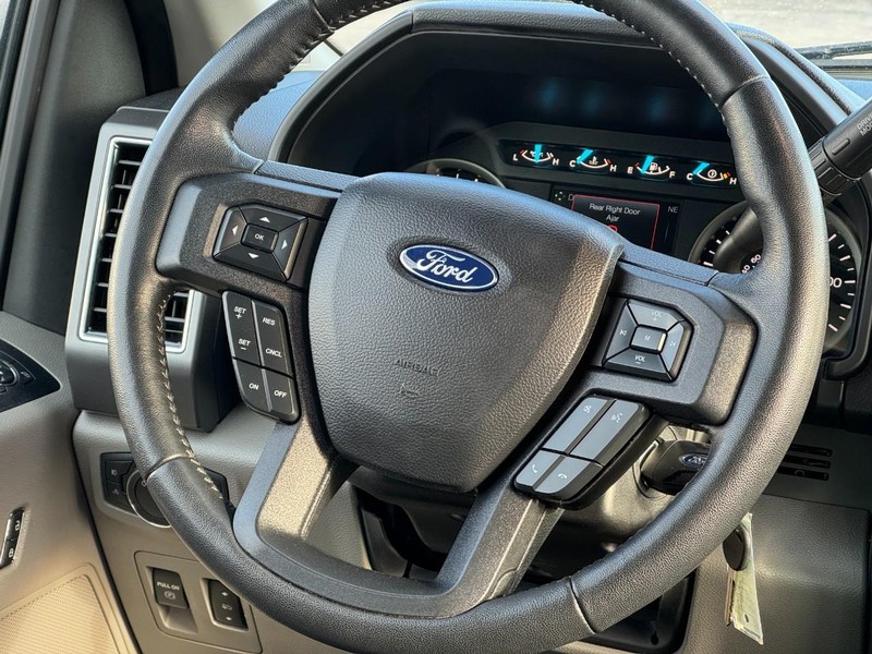 Ford F-150 Vehicle Image 11