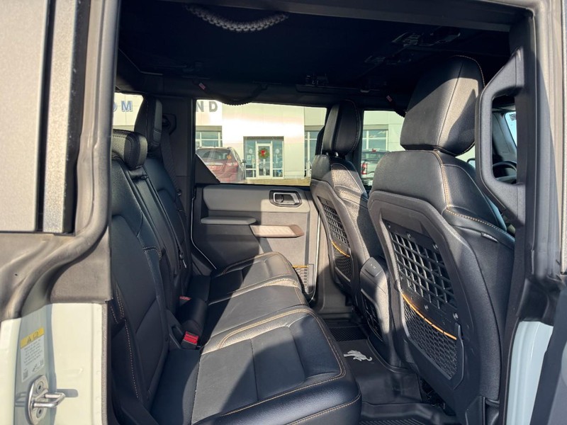 Ford Bronco Vehicle Image 10