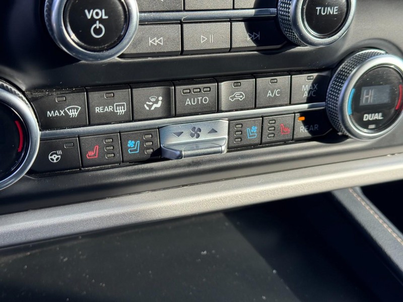 Ford Expedition Vehicle Image 23