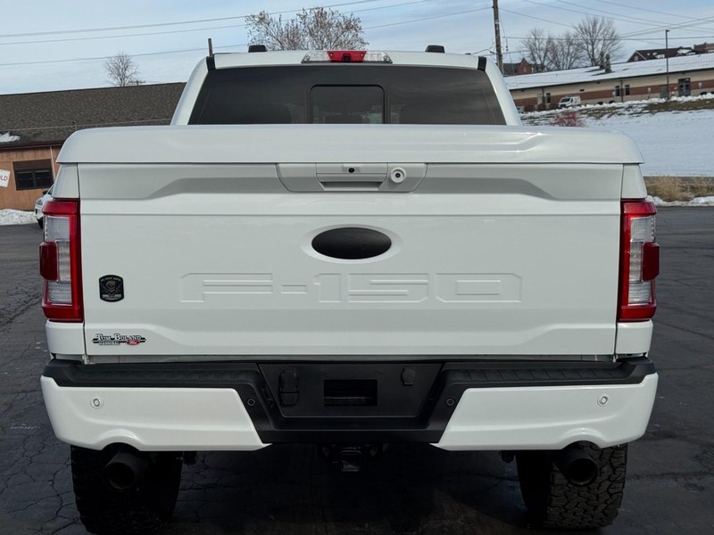 Ford F-150 Vehicle Full-screen Gallery Image 04