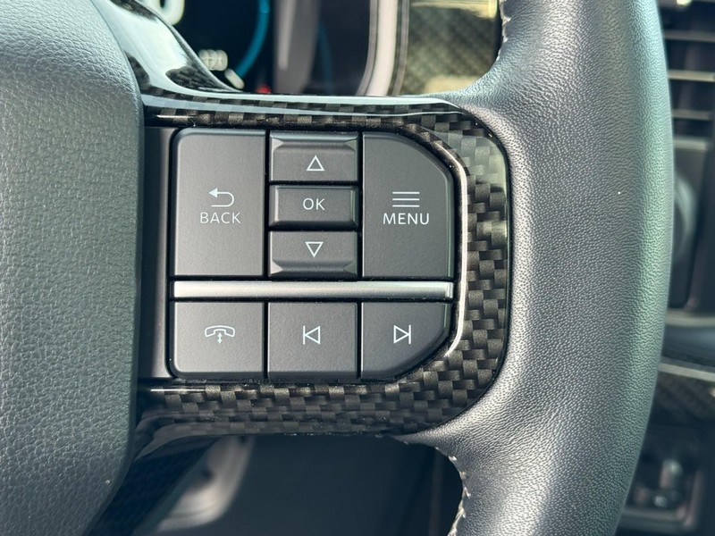 Ford F-150 Vehicle Full-screen Gallery Image 20