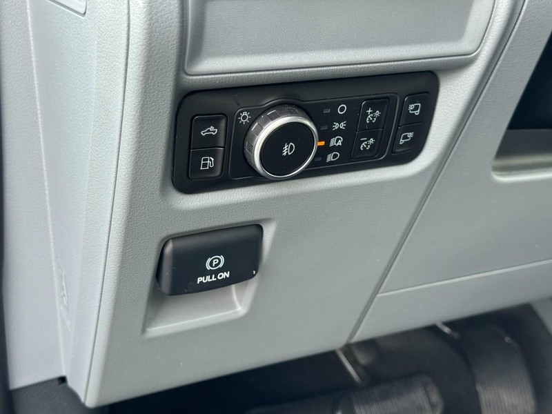 Ford F-150 Vehicle Image 13