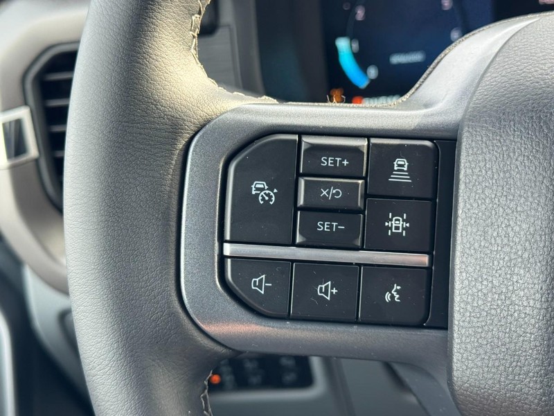 Ford F-150 Vehicle Image 14