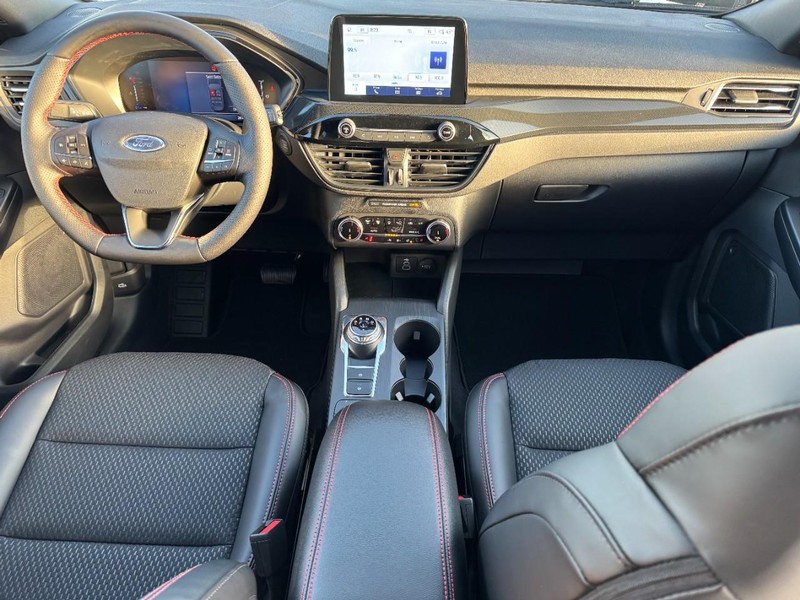 Ford Escape Vehicle Image 06