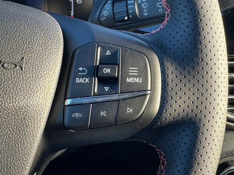 Ford Escape Vehicle Image 13