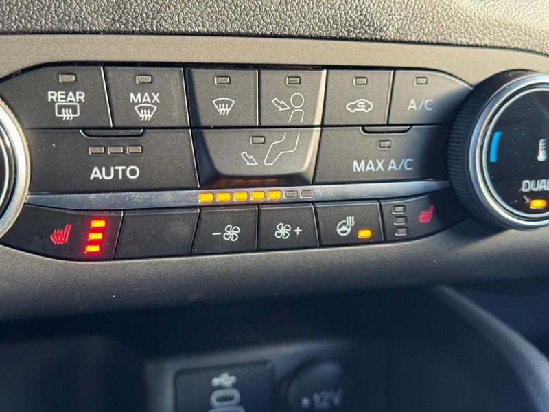 Ford Escape Vehicle Image 16