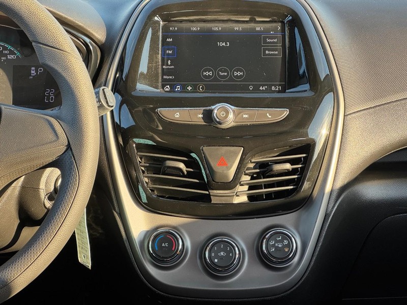 Chevrolet Spark Vehicle Image 12