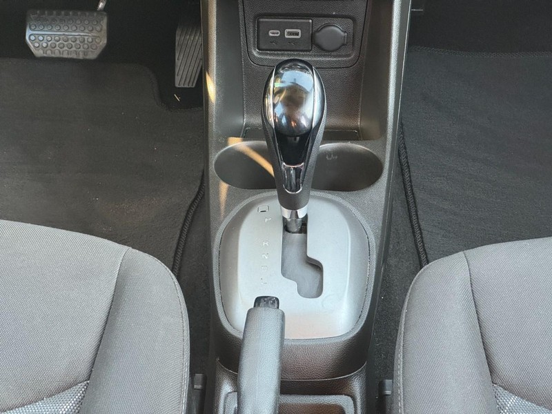 Chevrolet Spark Vehicle Image 13