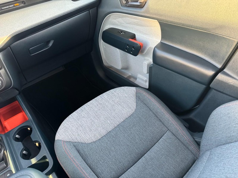 Ford Maverick Vehicle Image 15