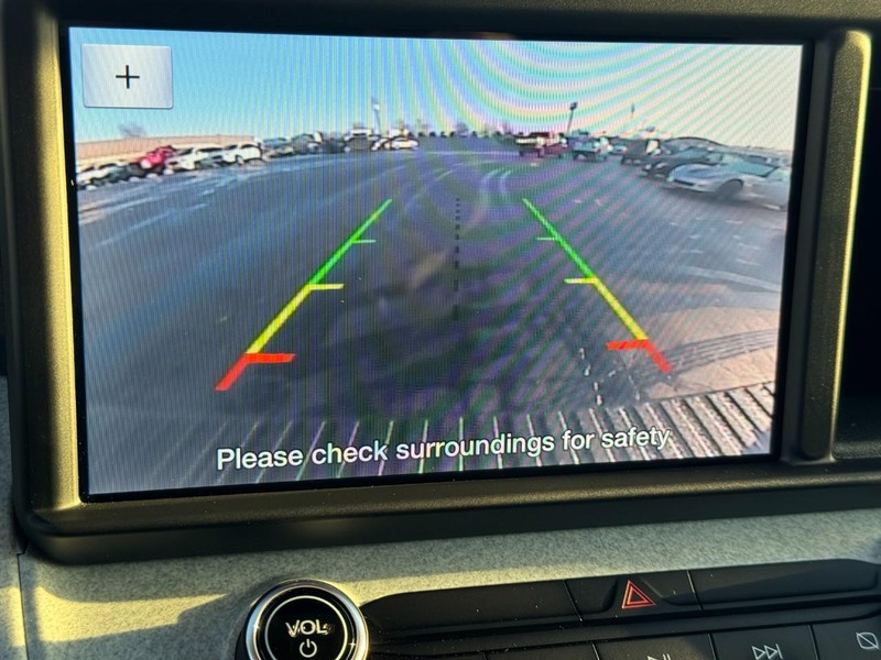 Ford Maverick Vehicle Image 20