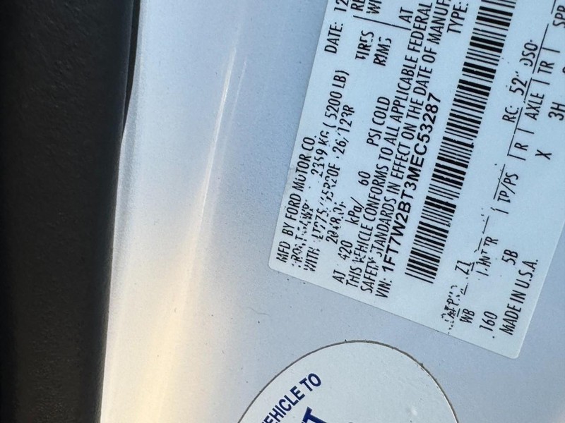 Ford Super Duty F-250 SRW Vehicle Image 28