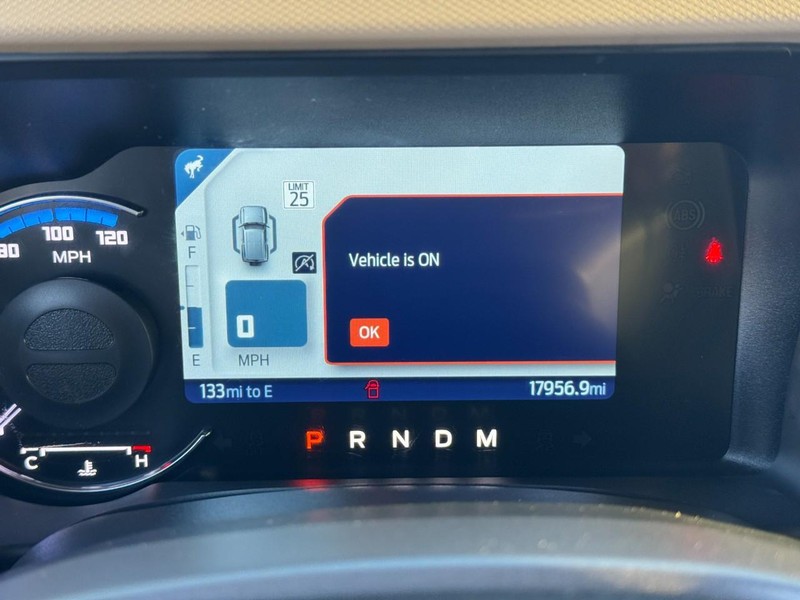 Ford Bronco Vehicle Image 19