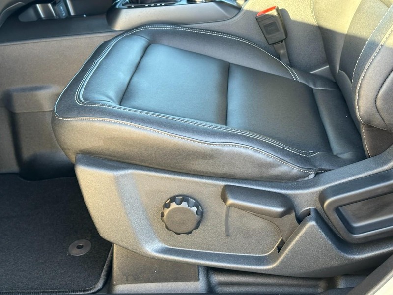 Ford Bronco Vehicle Image 10