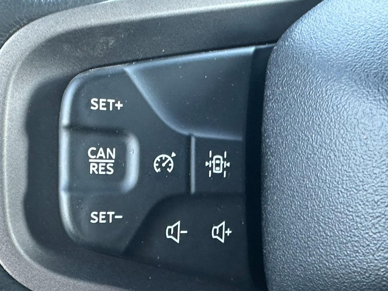 Ford Bronco Vehicle Image 11