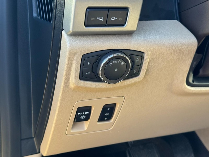 Ford F-150 Vehicle Image 17