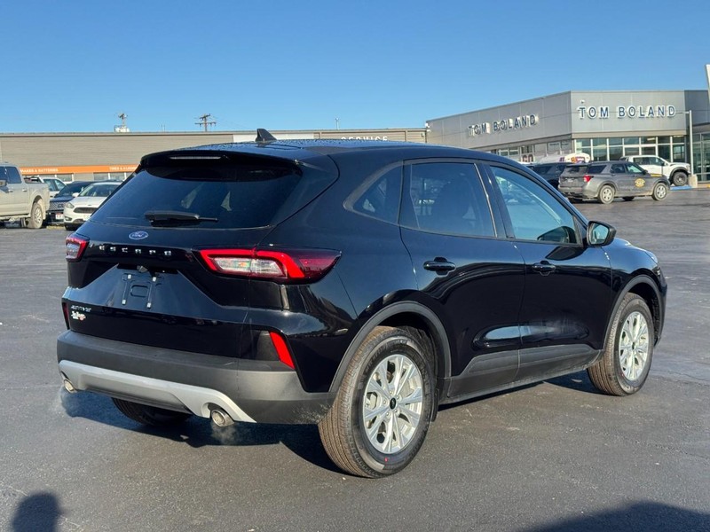 Ford Escape Vehicle Image 03