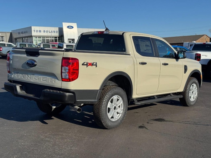 Ford Ranger Vehicle Image 03