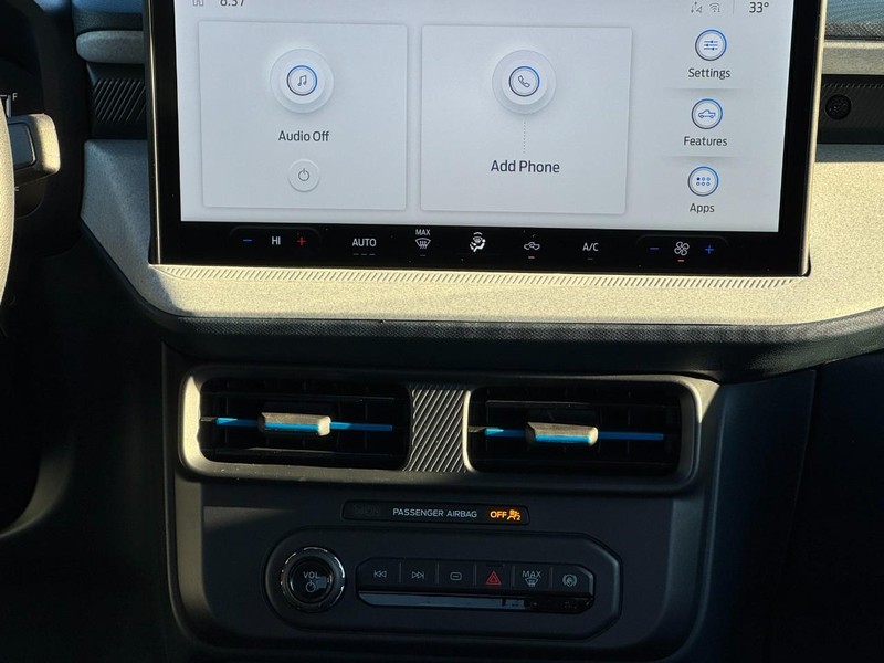 Ford Maverick Vehicle Image 08