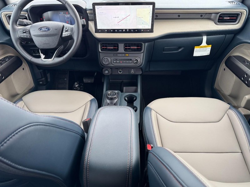 Ford Maverick Vehicle Image 06