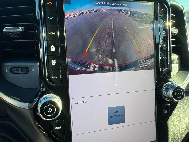 Ram 1500 Vehicle Image 22