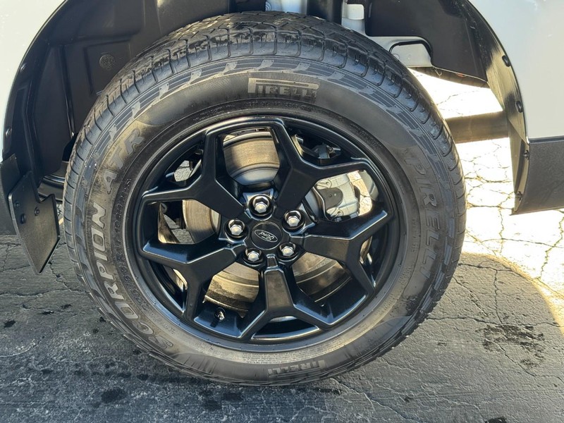 Ford Maverick Vehicle Image 07