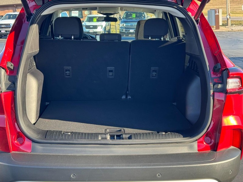 Ford Escape Vehicle Full-screen Gallery Image 05