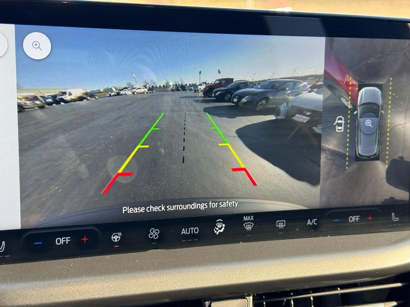 Ford Escape Vehicle Full-screen Gallery Image 22