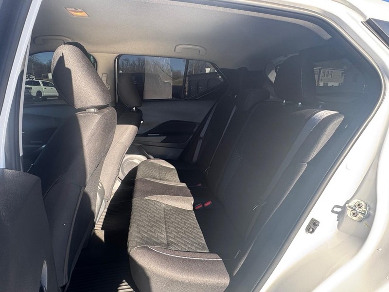 Nissan Kicks Vehicle Image 10