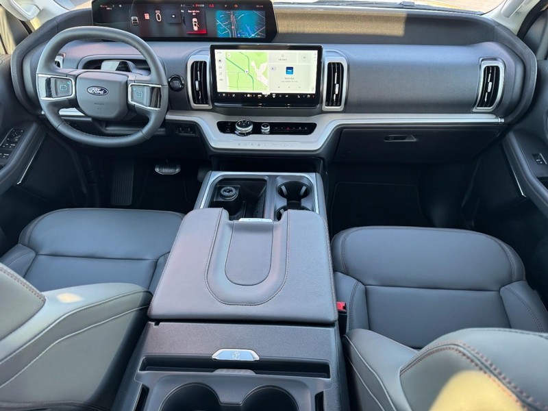 Ford Expedition Max Vehicle Image 07