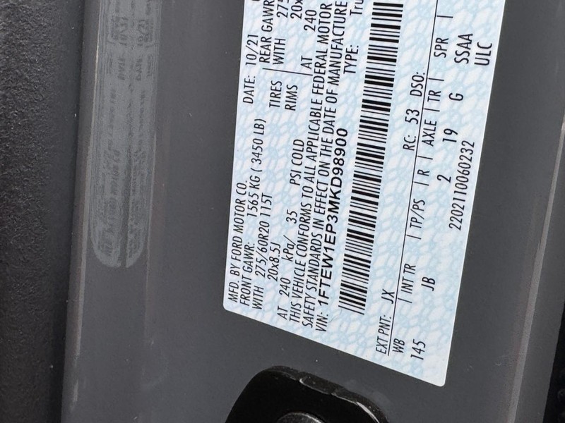 Ford F-150 Vehicle Full-screen Gallery Image 26