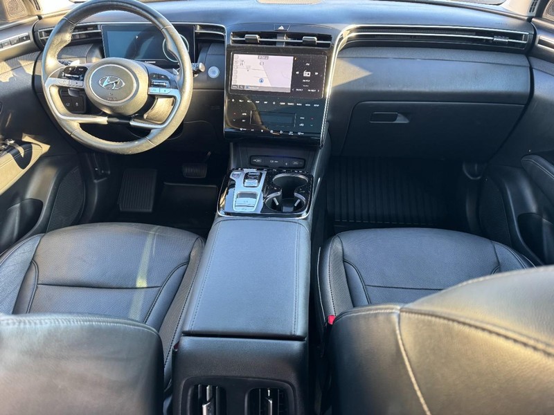 Hyundai Tucson Vehicle Image 11