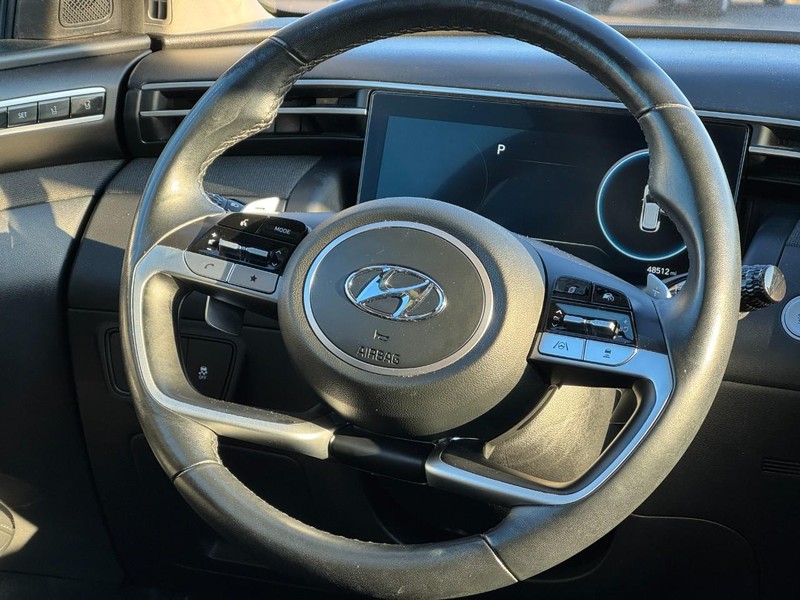 Hyundai Tucson Vehicle Image 12