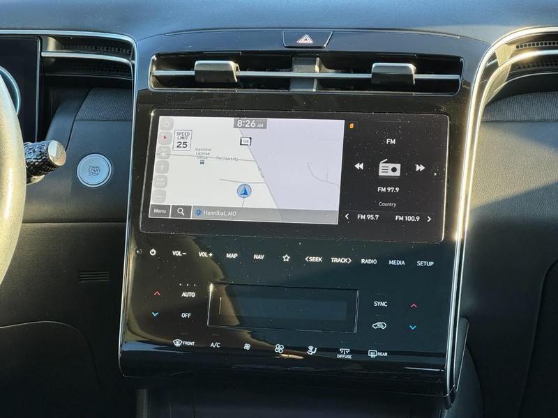 Hyundai Tucson Vehicle Image 13