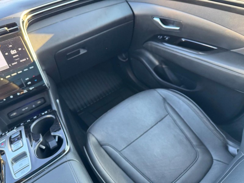 Hyundai Tucson Vehicle Image 15