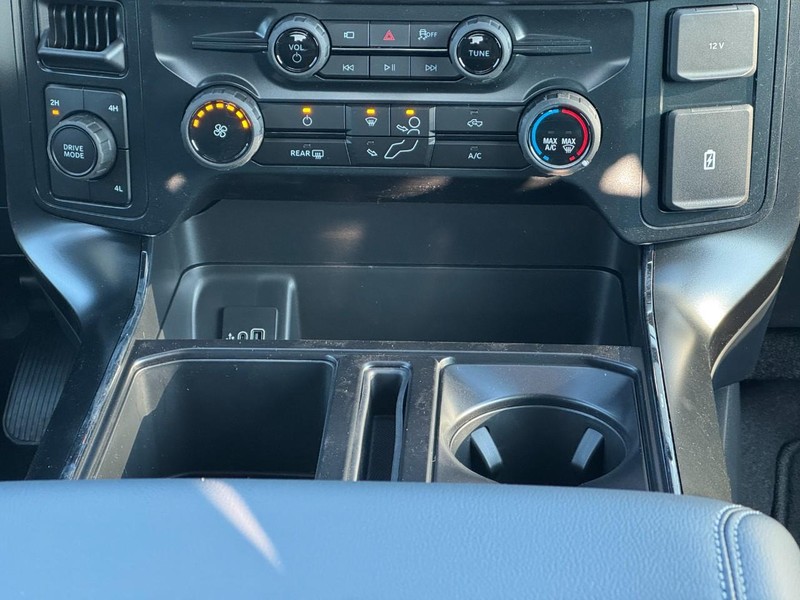 Ford F-150 Vehicle Image 10