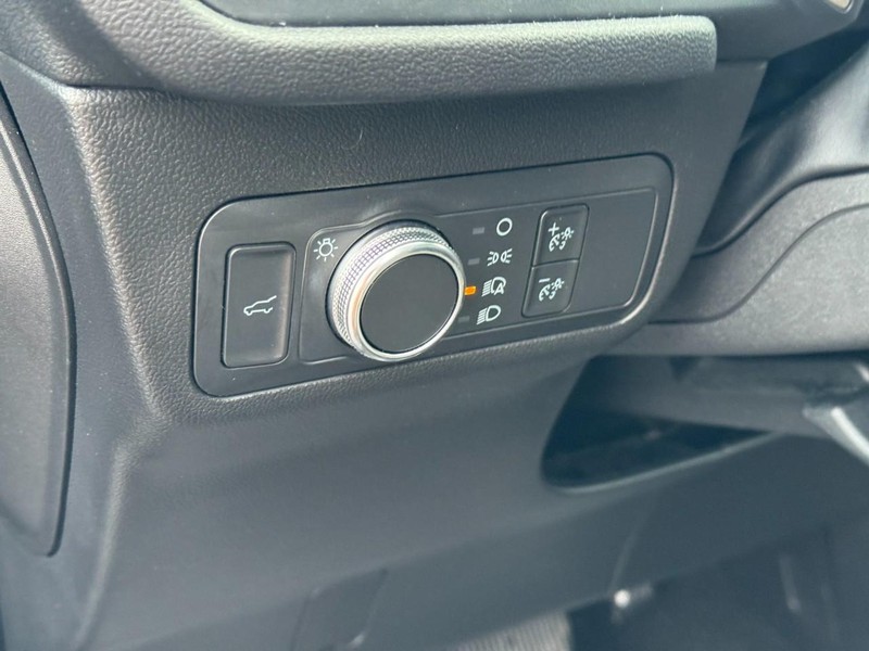 Ford Escape Vehicle Image 17