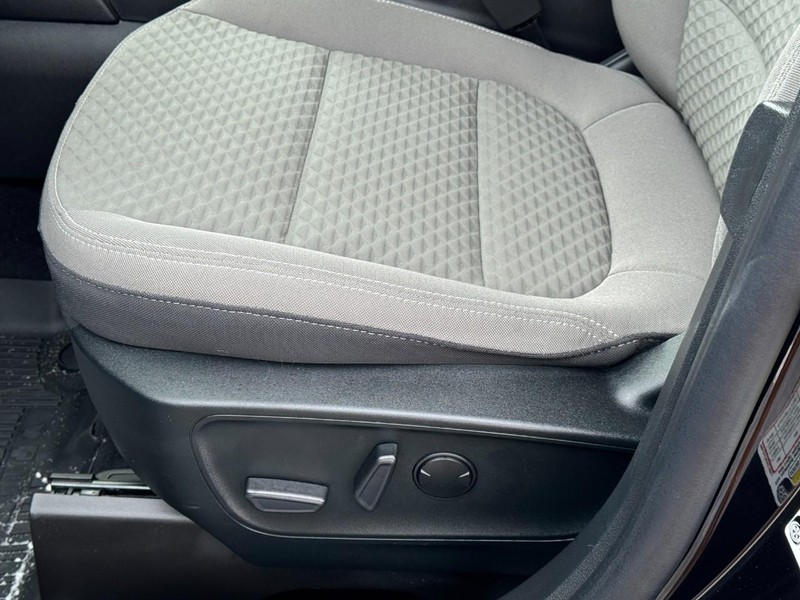 Ford Escape Vehicle Image 24